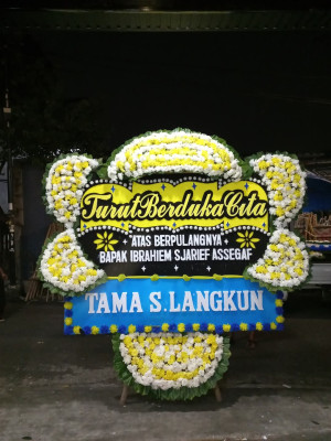 Papan Bunga Duka di Buton